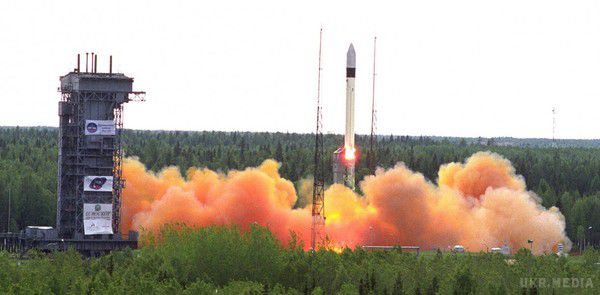  Космічну ракету хочуть створити Україна і США без Росії. Виробляти ракети самостійно Україна не зможе через дорожнечу виробництва