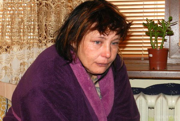 Матері Оксани Макар загрожує п'ять років в'язниці за крадіжку дитячих речей. У Миколаєві судять Тетяну Суровицьку - матір зґвалтованої та спаленої три роки тому Оксани Макар 