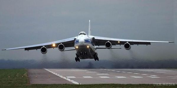  У Сирії приземлилися російські військові літаки  - ЗМІ. Щонайменше три військово-транспортні літаки Російської Федерації приземлилися в Сирії протягом останніх днів.