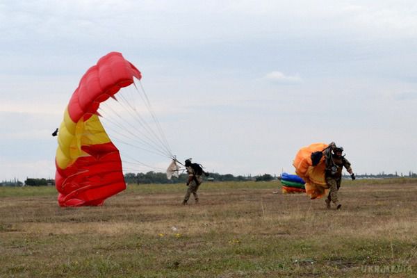 Карта АТО станом на 9 вересня. Ситуація на сході країни (карта АТО) станом на 12:00 9 вересня 2015 року за даними РНБО України.