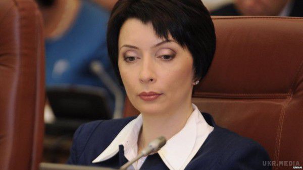 Екс-міністр юстиції Олена Лукаш оголошена в розшук. Вона звинувачується у заволодінні держкоштами в особливо великих розмірах шляхом зловживання службовим становищем
