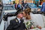 "Сивина в голову, біс в ребро". Краско розповів про першу шлюбну ніч. 9 вересня в Загсі Санкт-Петербурга відбулося одруження 84-річного Івана Краско і 24-річної Наталії Шевель. Актор відверто розповів про те, де він проведе з молодою дружиною першу шлюбну ніч і медовий місяць.