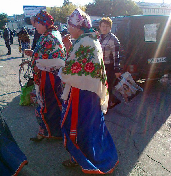 Огляд цін на ярмарку присвяченому Дню міста Луганська (фото). На честь 220-ї річниці міста Луганська, влади «ЛНР» провели святковий ярмарок. 