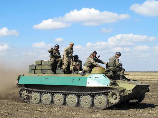 Карта АТО станом на 17 вересня. Ситуація на сході країни (карта АТО) станом на 12:00 17 вересня 2015 року за даними РНБО України.
