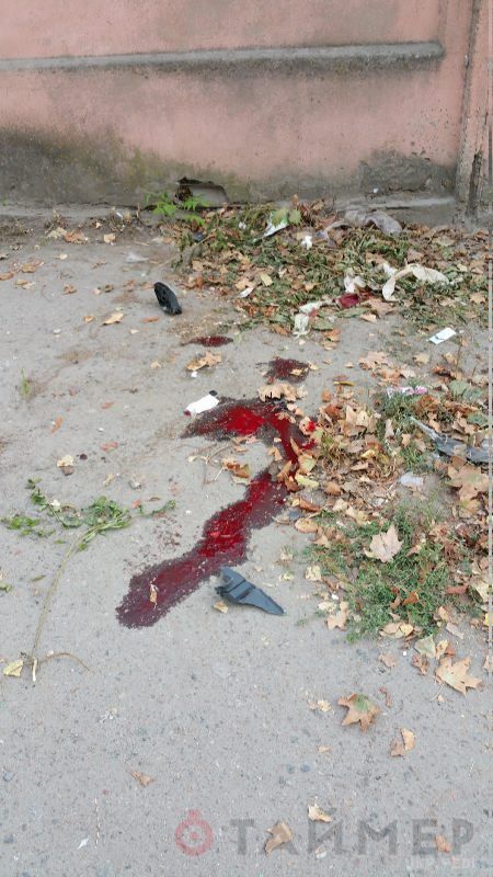 В Одесі п'яні нацгвардійці на смерть збили жінку. За інформацією місцевих журналістів, рівень алкоголю в крові водія становив 1,98 проміле. Жінка померла в реанімації.
