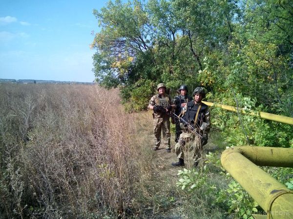 Карта АТО станом на 25 вересня. Ситуація на сході країни (карта АТО) станом на 12:00 25 вересня 2015 року за даними РНБО України.