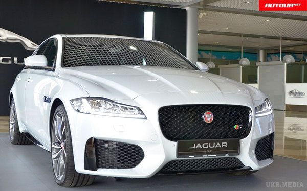 Новий Jaguar XF вже в Україні (фото). В Україні відбулася офіційна презентація седана Jaguar XF нового покоління. Британець змінив стиль у відповідності з новим іміджем марки, а також обзавівся широким списком доступного обладнання і отримав нову лінійку високопродуктивних двигунів.