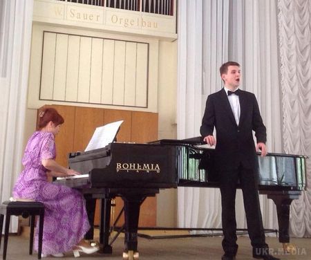 Х фактор 6: 5 випуск від 26.09.2015. Шостий випуск проекту Х фактор 6 сміливо можна назвати самим емоційним, адже під час ефіру судді встигли і понервувати, і посміятися, і навіть помедитувати!