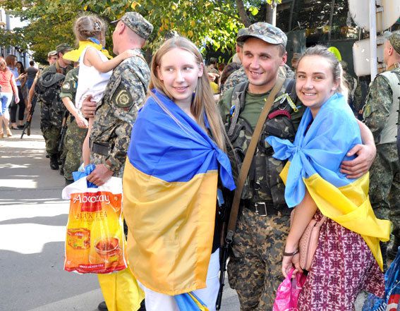 Карта АТО станом на 27 вересня. Ситуація на сході країни (карта АТО) станом на 12:00 27 вересня 2015 року за даними РНБО України.