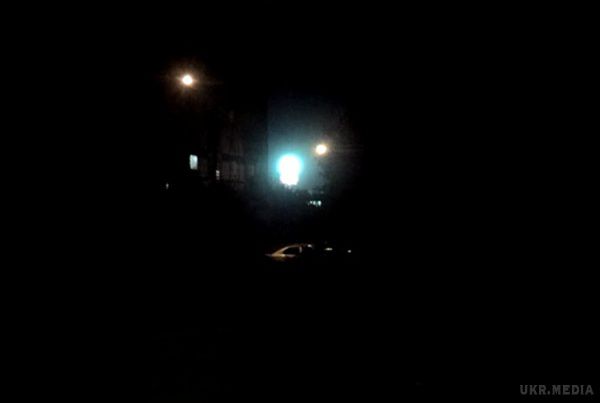 Донеччан налякали вечірні вибухи. Місто "затрясло" у восьмому годині вечора.