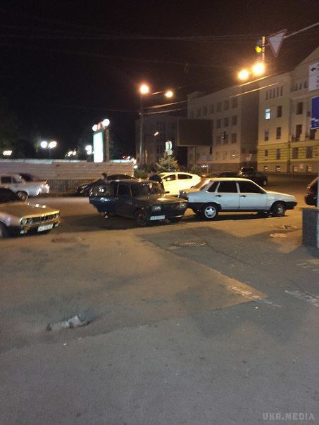 У центрі Харкова сталася перестрілка – соцмережі (фото). До місця події за викликом прибуло одразу кілька підрозділів МВС