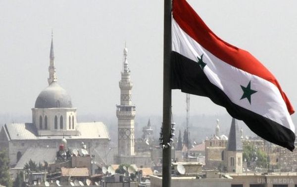 Від ударів авіації Асада і російських літаків постраждали три провінції Сирії. Російська та сирійська авіація 30 вересня вдарили по позиціях терористів в трьох провінціях.