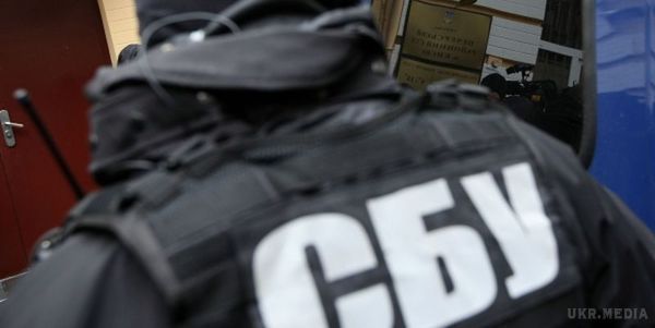 СБУ затримала бойовика, який планував підірвати блокпост сил АТО. Співробітники СБУ затримали в Донецькій області бойовика, який готував терористичний акт на одному з блокпостів сил АТО в Дзержинську.