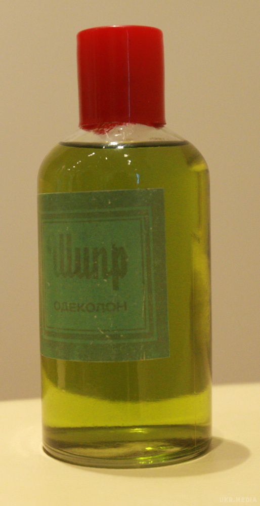 Запахи і флакони рідної парфумерії: чим Україна радує любителів ароматів (фото). "Шипр" розводили в бідонах, а "Рідну Україну" відвозили дипломати