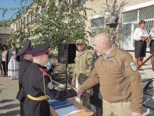 Карта АТО станом на 4 жовтня. Ситуація на сході країни (карта АТО) станом на 12:00 4 жовтня 2015 року за даними РНБО України.