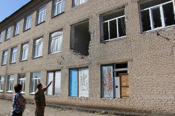 Карта АТО станом на 4 жовтня. Ситуація на сході країни (карта АТО) станом на 12:00 4 жовтня 2015 року за даними РНБО України.