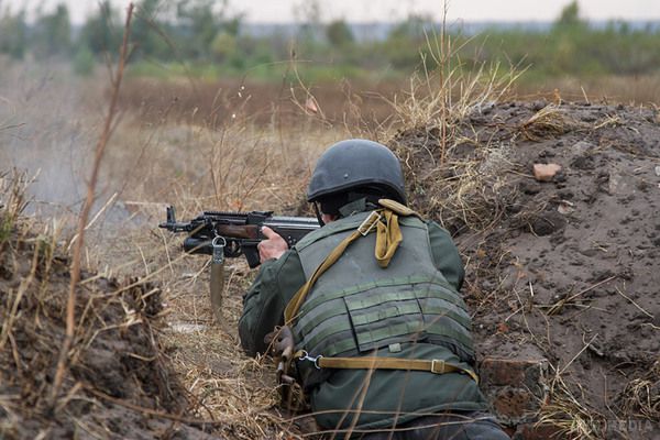 Карта АТО станом на 5 жовтня. Ситуація на сході країни (карта АТО) станом на 12:00 5 жовтня 2015 року за даними РНБО України.