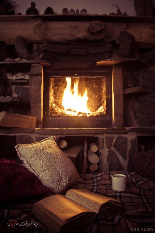 Не замерзай! 10 способів зігрітися вдома, поки не включили опалення.  Дні стають коротшими, а ночі — довшими. Холоднішає. Різко холоднішає.