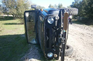  В Рівненській області масова бійка: мисливці напали на єгерів і відібрали зброю (фото). Деякі з 70 браконьєрів були одягнені в балаклави