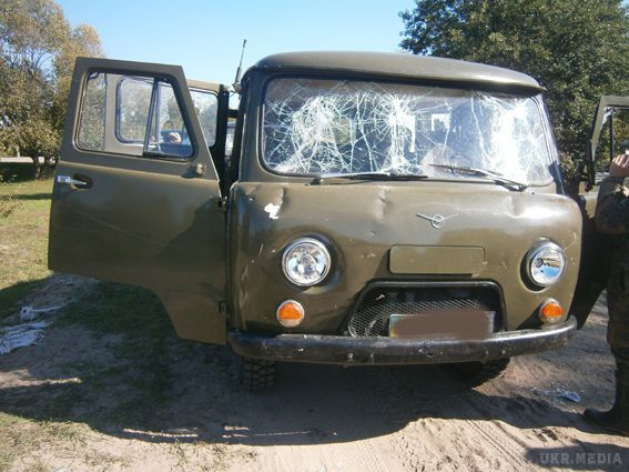  В Рівненській області масова бійка: мисливці напали на єгерів і відібрали зброю (фото). Деякі з 70 браконьєрів були одягнені в балаклави