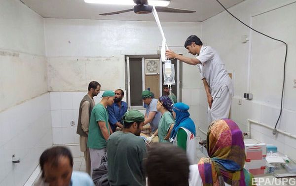 Авіаудар по лікарні в Кундузі був проведений за запитом афганських військових - командувач військами США. Кемпбелл визнав провину американських військових в інциденті