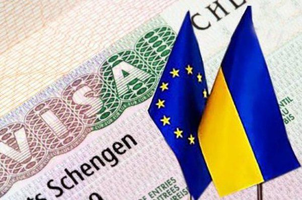 У Міністерстві закордонних справ України   розповіли, коли очікують безвізового режиму з ЄС. У Міністерстві закордонних справ україни підтверджують, що українська сторона як і раніше розраховує на рішення Європейського Союзу про введення безвізового режиму з Україною в 2016 році.