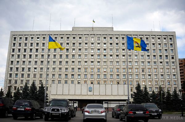 ЦВК зобов'язала зареєструвати кандидатів Оппоблока на Харківщині. ЦВК зобов'язала харківську ОВК до 8 жовтня включно вирішити питання про реєстрацію кандидатів у депутати харківської облради від Опозиційного блоку