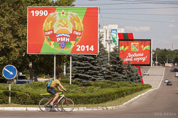 Війна закінчилася: як жити з сепаратистами. Конфлікт на Донбасі переходить в "холодну" фазу. Частина території України залишилася під контролем сепаратистів, і тепер Києву доведеться налагоджувати відносини з "окремими районами Донецької та Луганської областей".