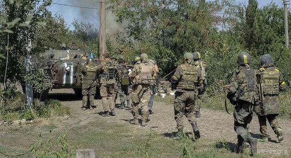 Українські  силовики розповіли, як росіяни воюють під час перемир’я на Донбасі. Російський спецназ, який працює у диверсійно-розвідувальних групах на окупованій території, добре підготовлений.