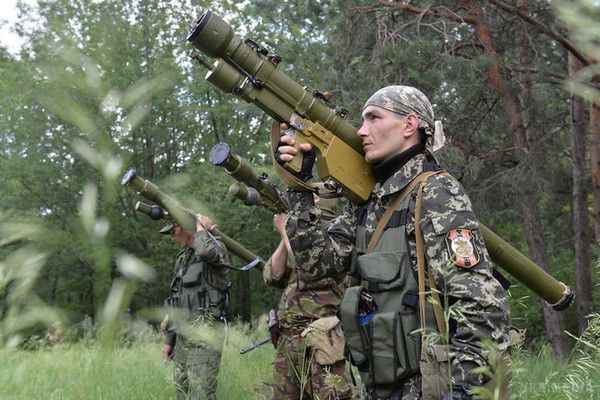 Бойовики застосовують нову тактику обстрілів на Донбасі-прес-центр штабу АТО . Прес-центр АТО підсумував події останньої доби на лінії розмежування з агресором