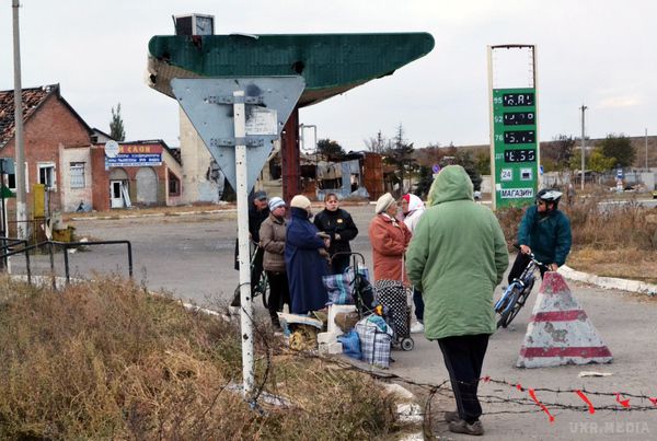 Карта АТО станом на 12 жовтня. Ситуація на сході країни (карта АТО) станом на 12:00 12 жовтня 2015 року за даними РНБО України.