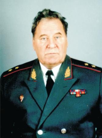  Генерал-лейтенанта міліції по-звірячому вбили у Київській області.  Бандити забралися на дачу з метою пограбування і вбили ветерана МВС