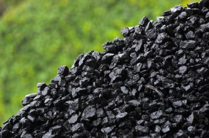 Україна купує в окупованому Донбасі 40 тис тонн вугілля. Купівля вугілля на окупованих територіях ведеться в рамках підготовки до опалювального сезону