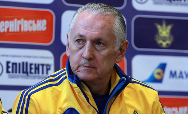 Збірна України може залишитися без тренера в матчах плей-офф відбору Євро-2016. Контракт з Фоменко завершується до матчів плей-офф відбору