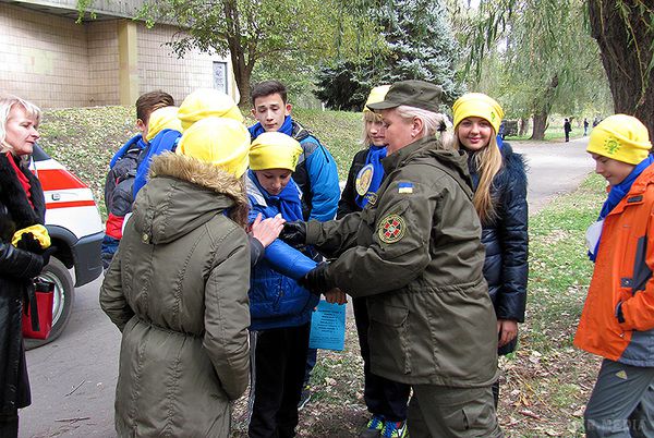 Карта АТО станом на 19 жовтня. Ситуація на сході країни (карта АТО) станом на 12:00 19 жовтня 2015 року за даними РНБО України.