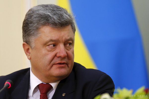 Порошенко розповів, кого вважає винним у зриві виборів у Маріуполі. Президент сподівається, що вибори в цьому місті відбудуться 15 листопада.