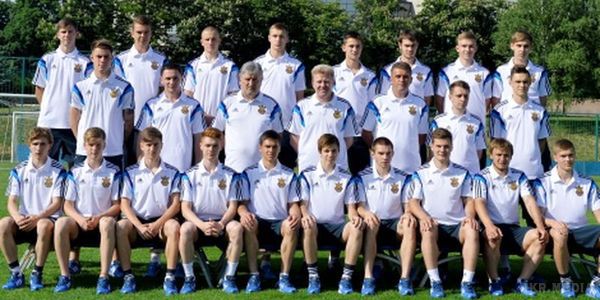 Визначено склад збірної України U-19 Євро-2016. Головний тренер молодіжної збірної України Олег Кузнєцов оприлюднив список футболістів на відбіркові матчі до чемпіонату Європи-2016.