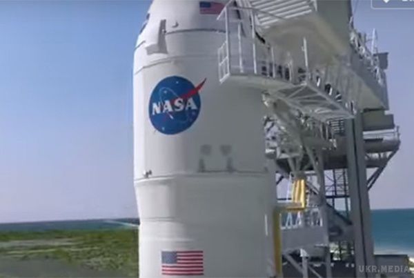 NASA розпочало відбір астронавтів для польотів на Марс. NASA оголосило про старт програми з відбору нового покоління астронавтів, активна фаза якої пройде з 14 грудня по середину лютого 2016 року.