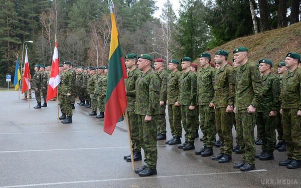 Карта АТО станом на 10 листопада. Ситуація на сході країни (карта АТО) станом на 12:00 10 листопада 2015 року за даними РНБО України.
