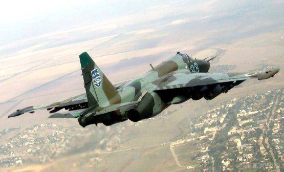 Під Запоріжжям розбився військовий штурмовик. Су-25 зазнав аварії з невідомих причин.