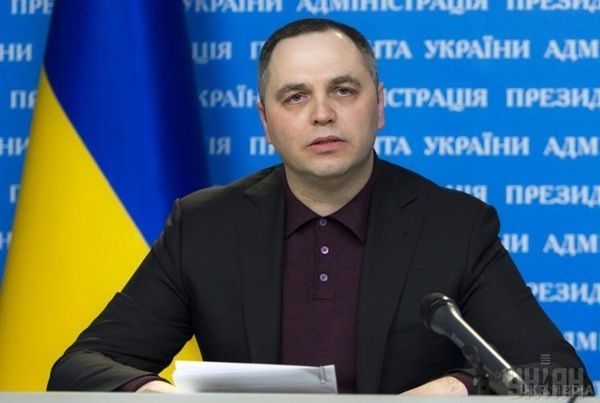 Київський суд зобов'язав ГПУ зняти Андрія Портнова з розшуку. На прийняття рішення у Генпрокуратури є дві доби.