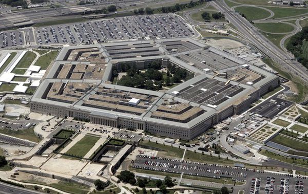  Для боротьби з ІД Пентагон хоче контролювати соцмережі. Зараз АНБ фіксує всі дані про дзвінки на території країни.