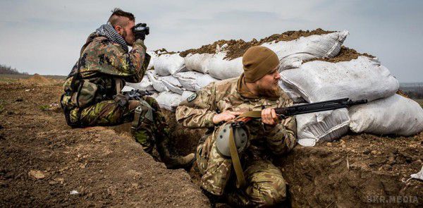 Сили АТО відбили атаку на Луганщині. Бойовики продовжують провокаційні обстріли українських позицій.