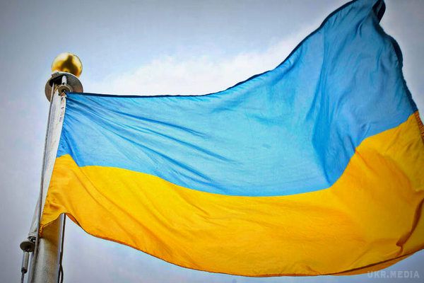 На висотці, у центрі Москви,  вивісили український прапор. Учасники акції, присвяченій другій річниці Євромайдана, були затримані.