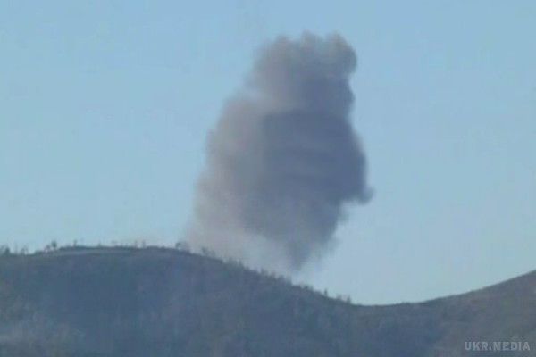 Туреччина збила російський літак Су-24 (ВІДЕО). Вже відомо, що збитий бомбардувальник упав на сирійській території. 