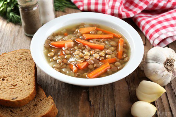 Різдвяний піст. Рецепти овочевого супу. Різдвяний піст 2015-2016 починається 28 листопада і триває 40 днів, до 6 січня. Кращі рецепти пісних овочевих супів.
