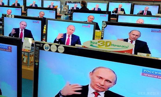 На Донбасі відновлюють українське телерадіомовлення. Від Польщі Україна отримала 9 аналогових телевізійних передавачів.