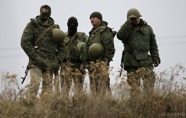 На Донбасі не вщухає вогонь: за добу бойовики влаштували десятки обстрілів. З 18 години 25 листопада до 6 ранку 26 листопада терористи продовжили вести провокаційний вогонь