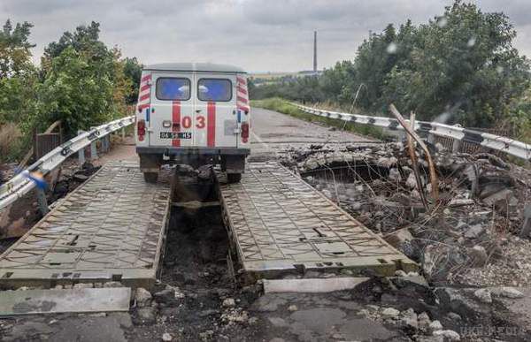 В Маріуполь госпіталізували бійця з пораненням в голову. Передбачається, що поранення отримано внаслідок необережного поводження з вогнем.