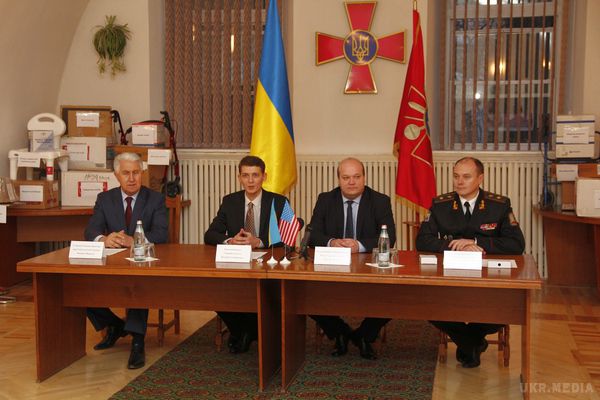 Карта АТО станом на 6 грудня. Ситуація на сході країни (карта АТО) станом на 12:00 6 грудня 2015 року за даними РНБО України.